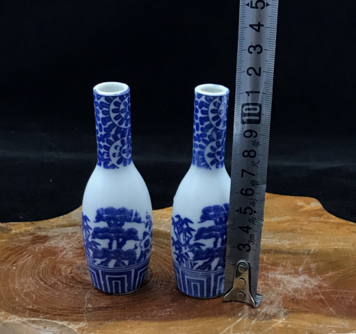古玩陶瓷青花松梅竹瓶拍賣,當前價格220元