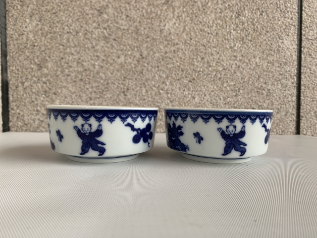 古玩陶瓷嬰戲紋青花小碗拍賣，當前價格220元