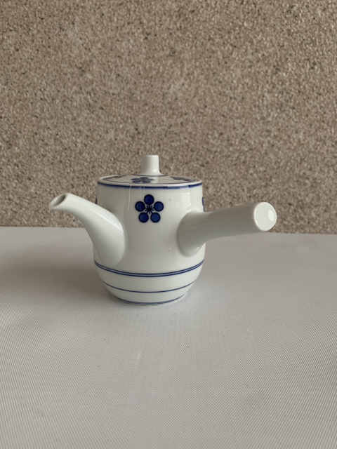 古玩陶瓷梅花壺拍賣,當前價格220元