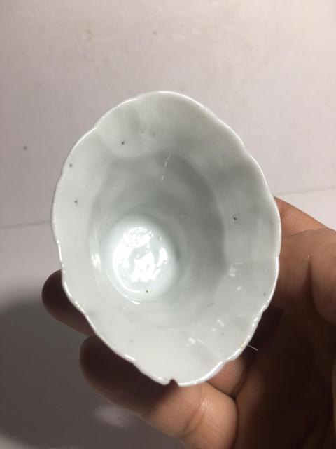古玩陶瓷德化窯白釉龍紋杯拍賣,當前價格0元