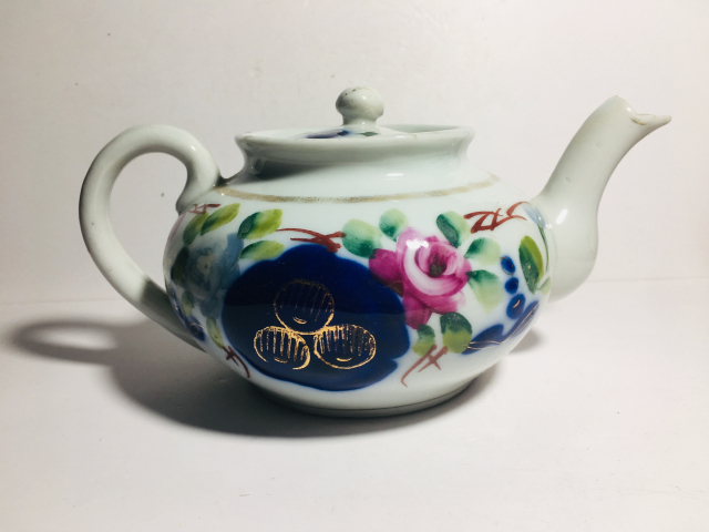 古玩陶瓷民國青花加彩花卉紋茶壺拍賣，當前價格1800元