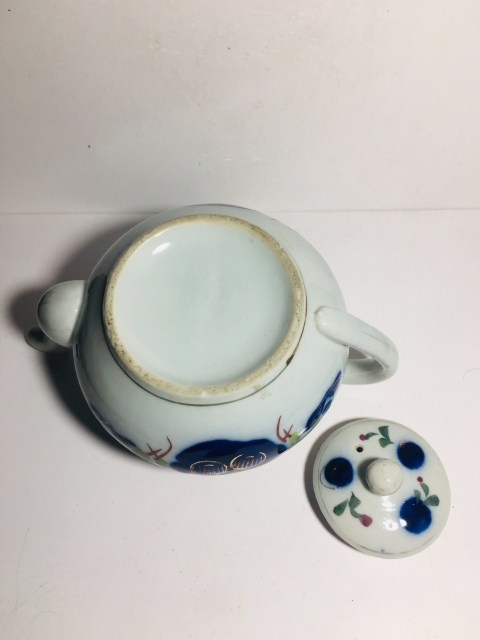 古玩陶瓷民國青花加彩花卉紋茶壺拍賣，當前價格1800元