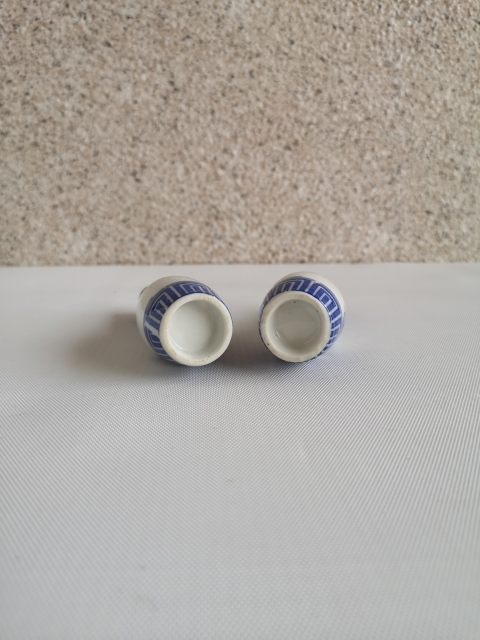 古玩陶瓷青花松梅竹瓶拍賣,當前價格220元