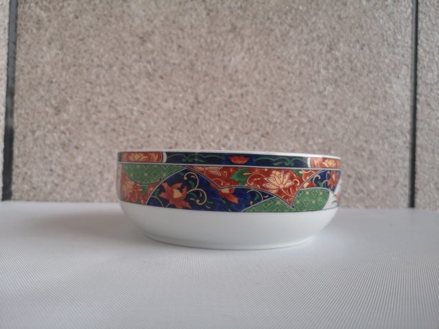 古玩陶瓷花卉紋羅漢缽拍賣，當(dāng)前價(jià)格150元