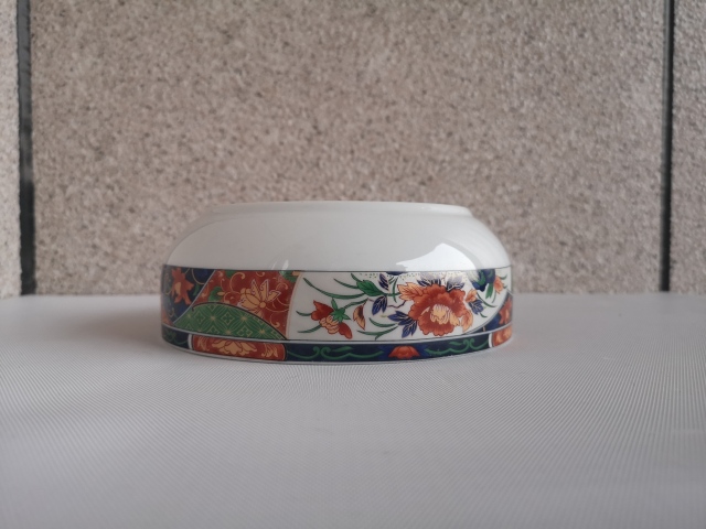 古玩陶瓷花卉紋羅漢缽拍賣，當(dāng)前價(jià)格150元