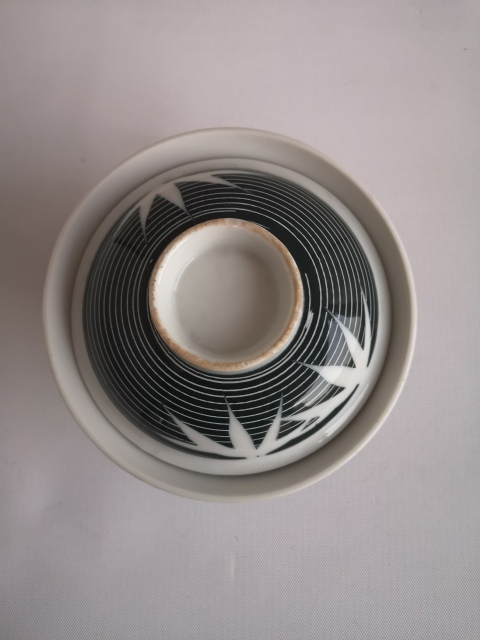 古玩陶瓷竹紋蓋碗拍賣，當前價格260元