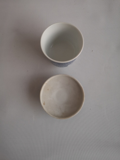 古玩陶瓷花卉紋蓋杯拍賣,當(dāng)前價格198元