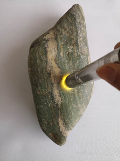 古玩玉器和田玉拍賣，當(dāng)前價(jià)格450元