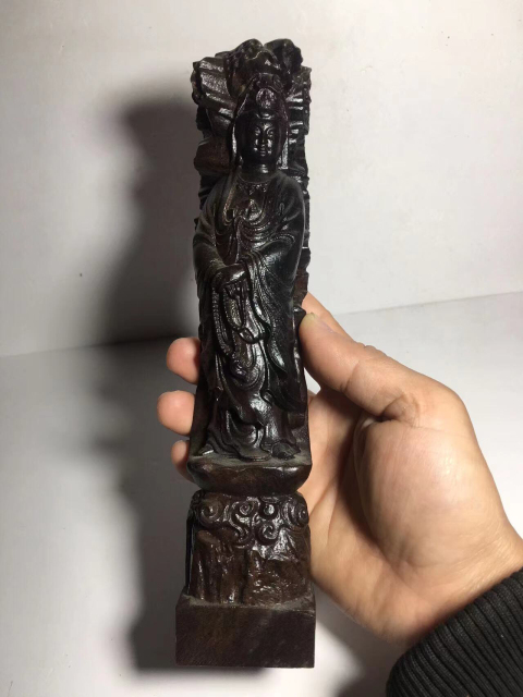 古玩雜項紫檀木雕百財觀音拍賣,當前價格688元