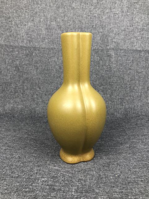 古玩陶瓷茶葉末釉瓶拍賣,當前價格399元
