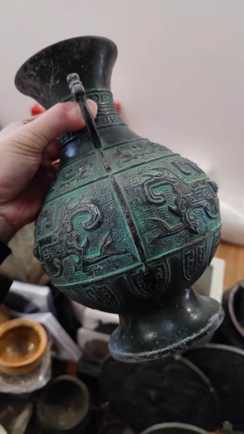 古玩雜項清末銅瓶拍賣,當(dāng)前價格1666元