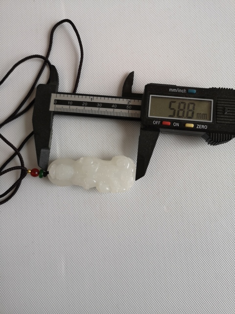 古玩玉器觀音拍賣,當前價格260元