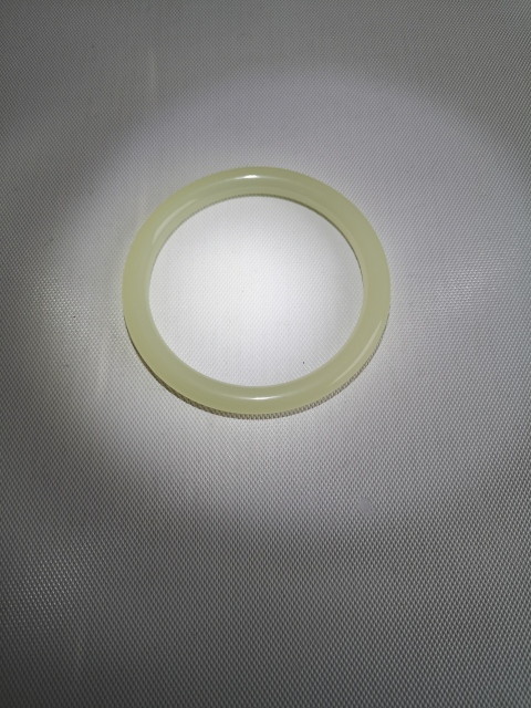 古玩玉器和田玉鐲子拍賣(mài),當(dāng)前價(jià)格780元