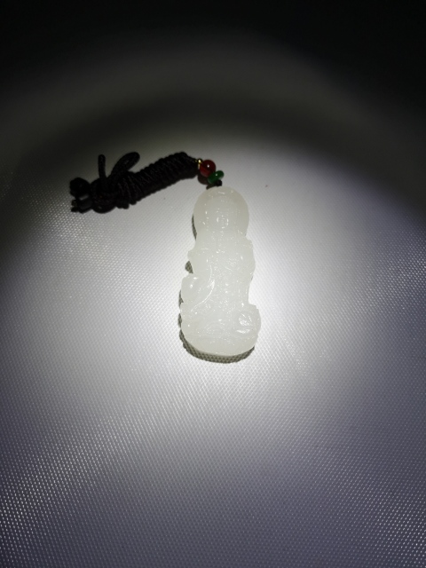 古玩玉器觀音拍賣,當前價格260元