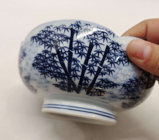 古玩陶瓷竹紋青花花口碗拍賣，當(dāng)前價(jià)格150元