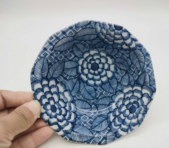 古玩陶瓷花卉紋器好折沿碗拍賣，當前價格150元