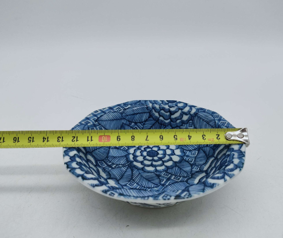 古玩陶瓷花卉紋器好折沿碗拍賣，當前價格150元