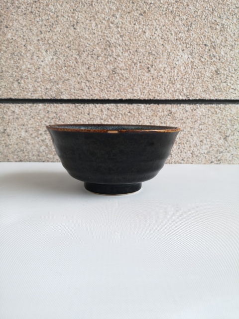 古玩陶瓷窯變黑釉碗拍賣,當前價格168元