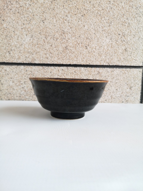 古玩陶瓷窯變黑釉碗拍賣,當前價格168元
