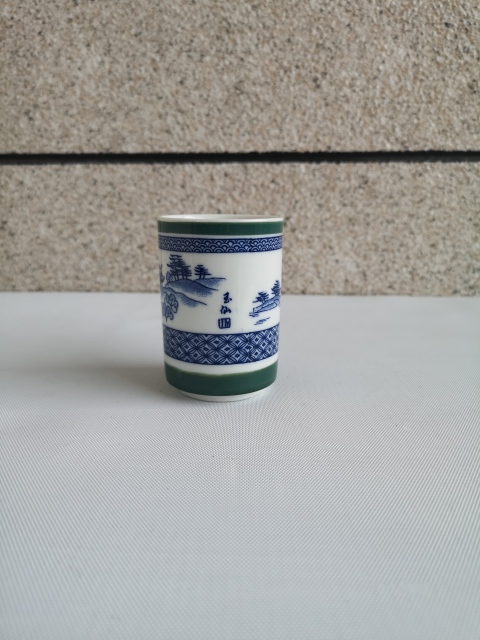 古玩陶瓷山水紋杯拍賣,當前價格398元