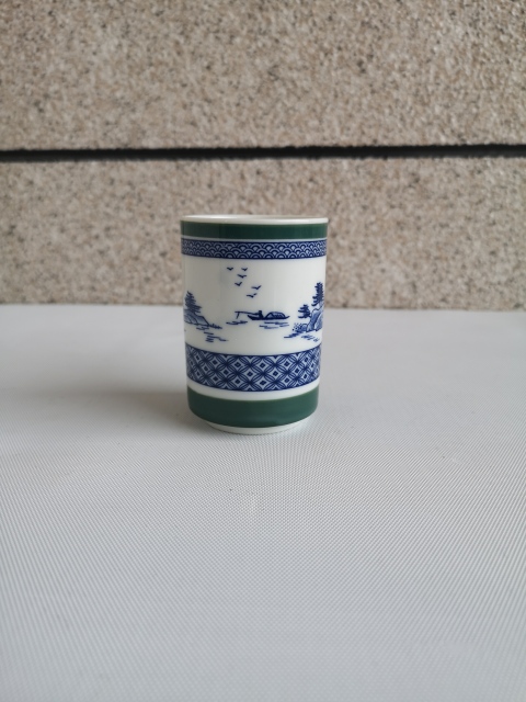 古玩陶瓷山水紋杯拍賣,當前價格398元