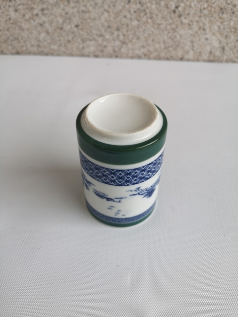 古玩陶瓷山水紋杯拍賣,當前價格398元