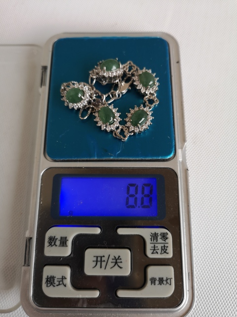 古玩玉器翡翠手鏈拍賣,當前價格550元