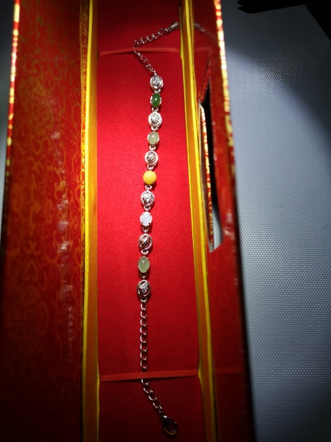 古玩玉器翡翠手鏈拍賣,當前價格550元
