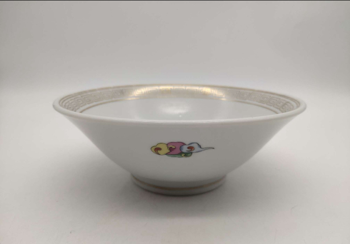 大清乾隆年制款彩繪描金碗拍賣，當前價格220元