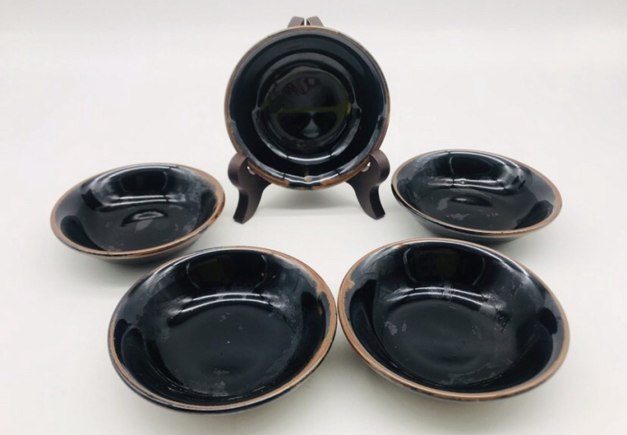 古玩陶瓷黑釉淺碗拍賣,當(dāng)前價(jià)格260元