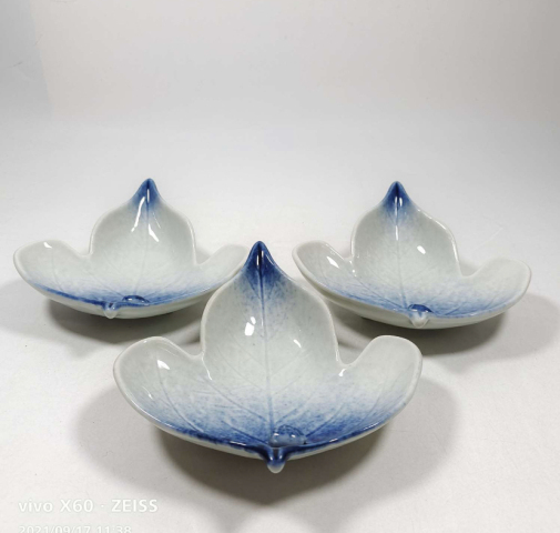 古玩陶瓷樹葉盤拍賣,當前價格398元