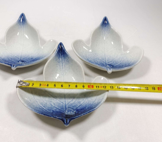 古玩陶瓷樹葉盤拍賣,當前價格398元