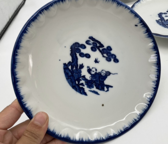 古玩陶瓷嬰戲紋青花盤拍賣，當前價格350元