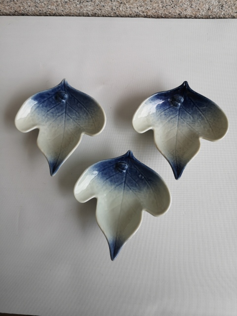 古玩陶瓷樹葉盤拍賣,當前價格398元