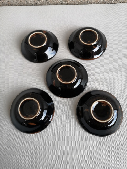 古玩陶瓷黑釉淺碗拍賣,當(dāng)前價(jià)格260元