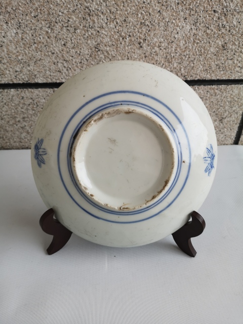 古玩陶瓷山水紋青花盤拍賣,當(dāng)前價格398元