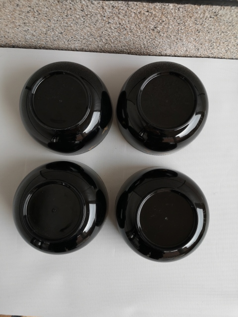 古玩陶瓷描金漆器蝶紋碗拍賣,當前價格168元
