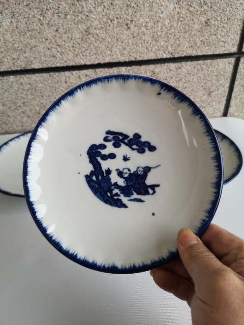 古玩陶瓷嬰戲紋青花盤拍賣，當前價格350元