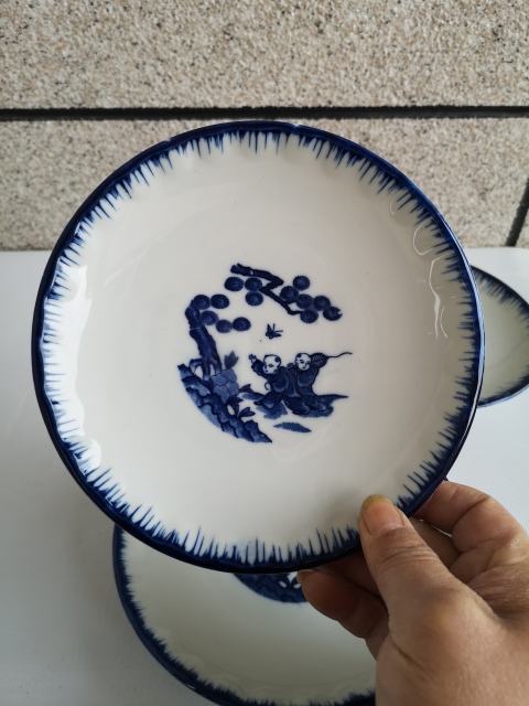 古玩陶瓷嬰戲紋青花盤拍賣，當前價格350元