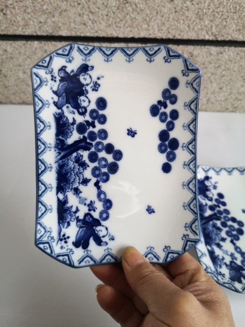 古玩陶瓷嬰戲紋青花盤拍賣,當前價格298元