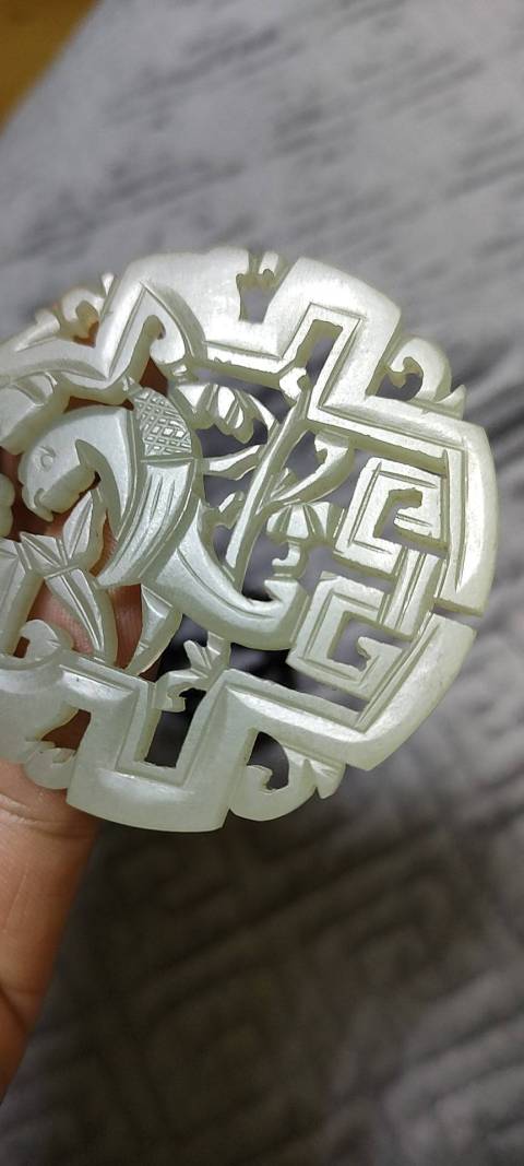 古玩玉器鸚鵡佩拍賣，當前價格8000元