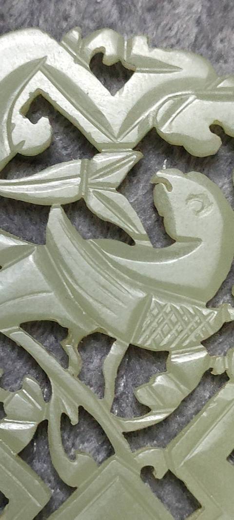 古玩玉器鸚鵡佩拍賣，當前價格8000元