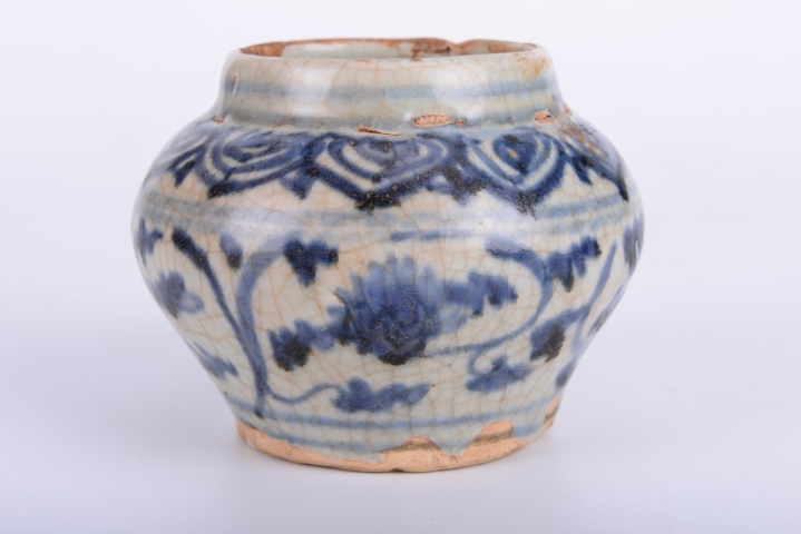 古玩陶瓷明代早期青花纏枝蓮紋小罐拍賣，當前價格3600元