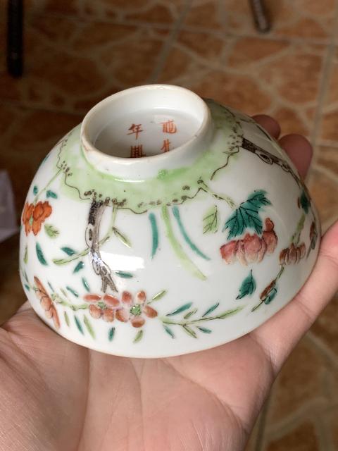 【瓷】　★ 瓷器 粉彩四季花卉紋折沿盤 ★　清代　蝶々 果物 手描文様　明清磁器 瓷】 ☆ 瓷器 粉彩四季花卉紋折沿盤 ☆ 清代 蝶々 果物 手描文様