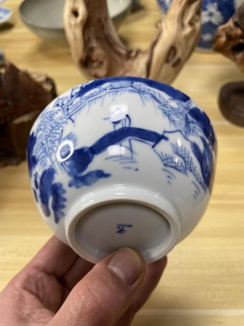 古玩陶瓷清道光 精品玉字款人物山水紋青花碗拍賣,當(dāng)前價(jià)格1500元