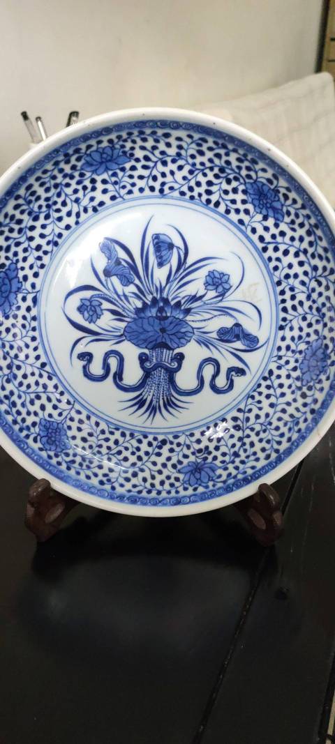古玩陶瓷青花一束蓮大盤拍賣,當前價格5000元