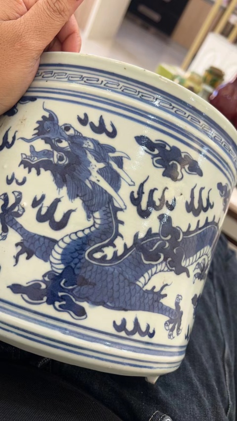 古玩陶瓷青花龍紋香爐拍賣，當前價格4500元
