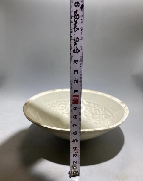 古玩陶瓷宋代影清娃娃刻花碗拍賣，當前價格20000元