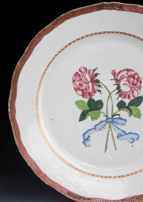 古玩陶瓷5727】清雍正??琺瑯彩西洋花卉紋花口盤拍賣,當(dāng)前價格9800元