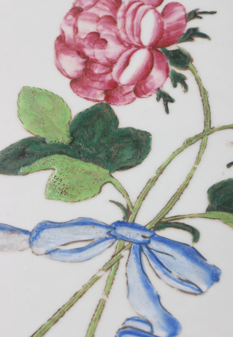 古玩陶瓷5727】清雍正??琺瑯彩西洋花卉紋花口盤拍賣,當(dāng)前價格9800元